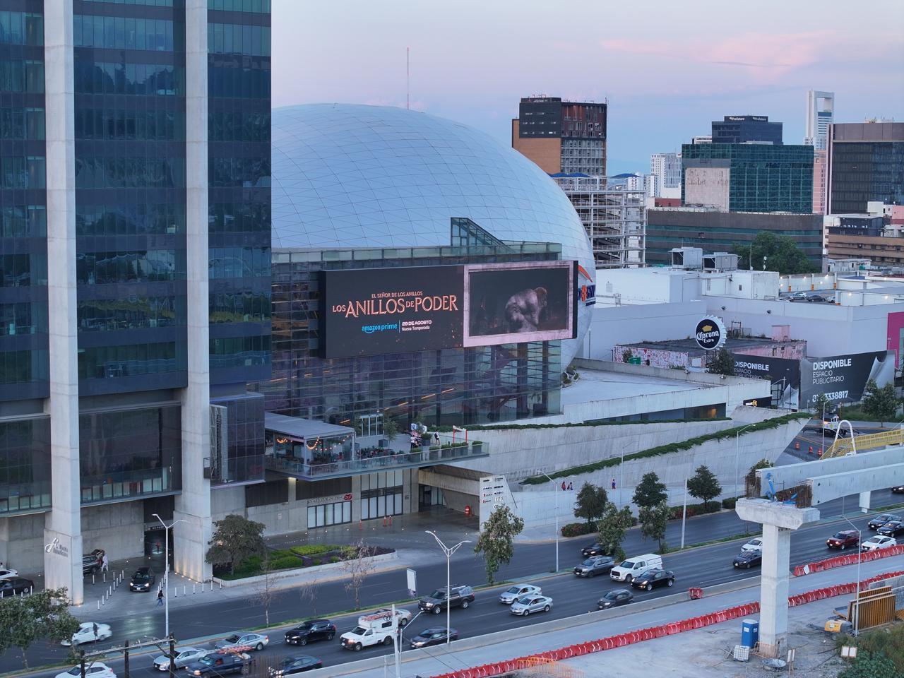 Showcenter Complex MTY