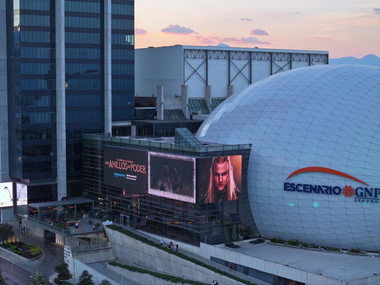 Showcenter Complex MTY